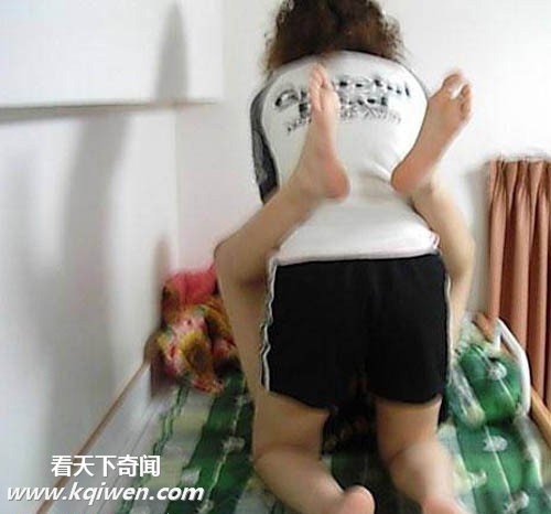 搜集女生宿舍里的疯狂行为(组图)